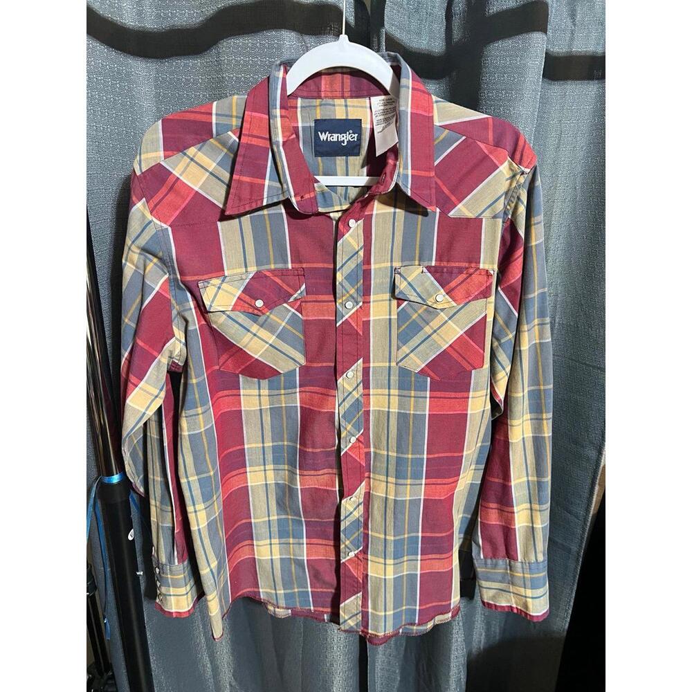 Vintage wrangler peal snap long sleeve Shirt